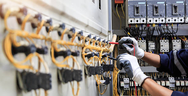 Professional Electrician technician working in Sisters, OR